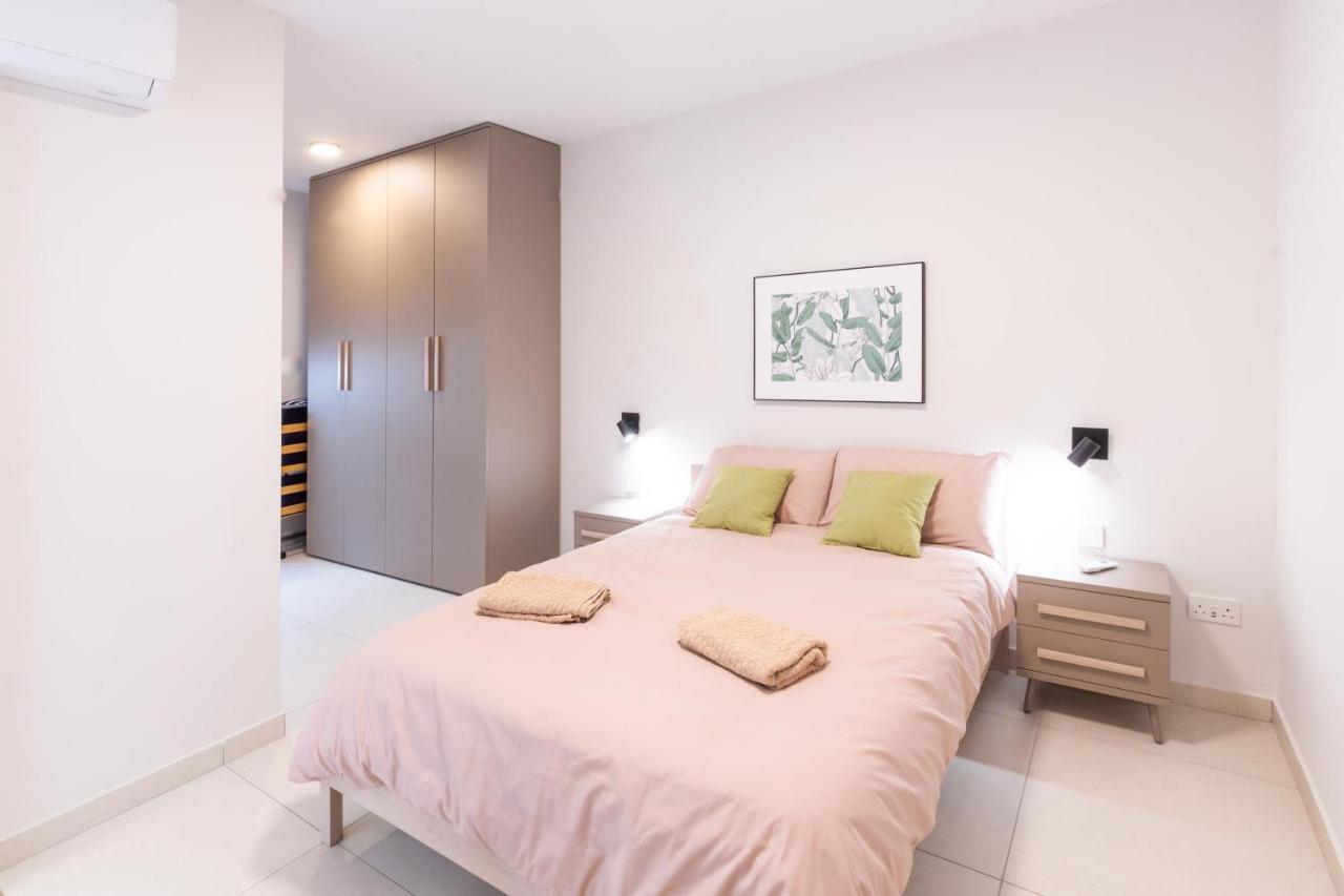 סיינט פול ביי Seafront Luxury Apartment מראה חיצוני תמונה